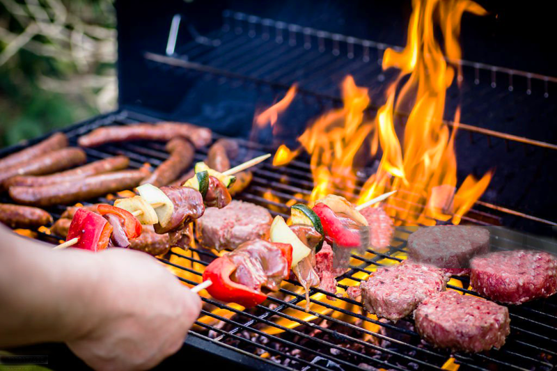 BARBECUE FEATURE
